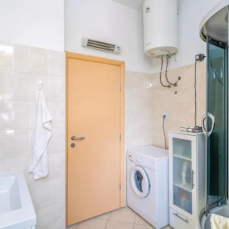 2 Bedroom In Apartment Dubrovnik