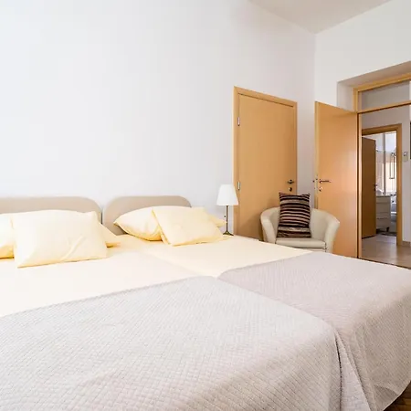 2 Bedroom In *